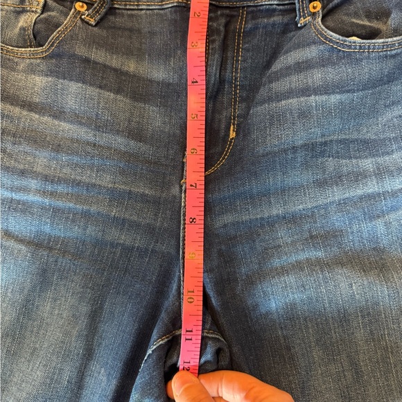 Old Navy High Rise Flare Jeans - Picture 8 of 8